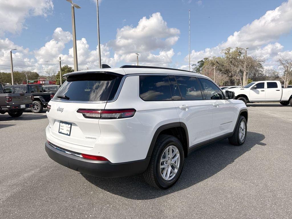 Jeep Grand Cherokee L Laredo X 4X4 - Thumbnail 4