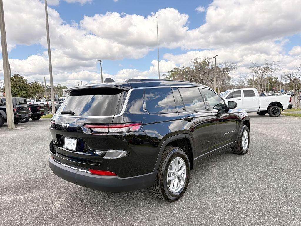 Jeep Grand Cherokee L Laredo X 4X4 - Thumbnail 4