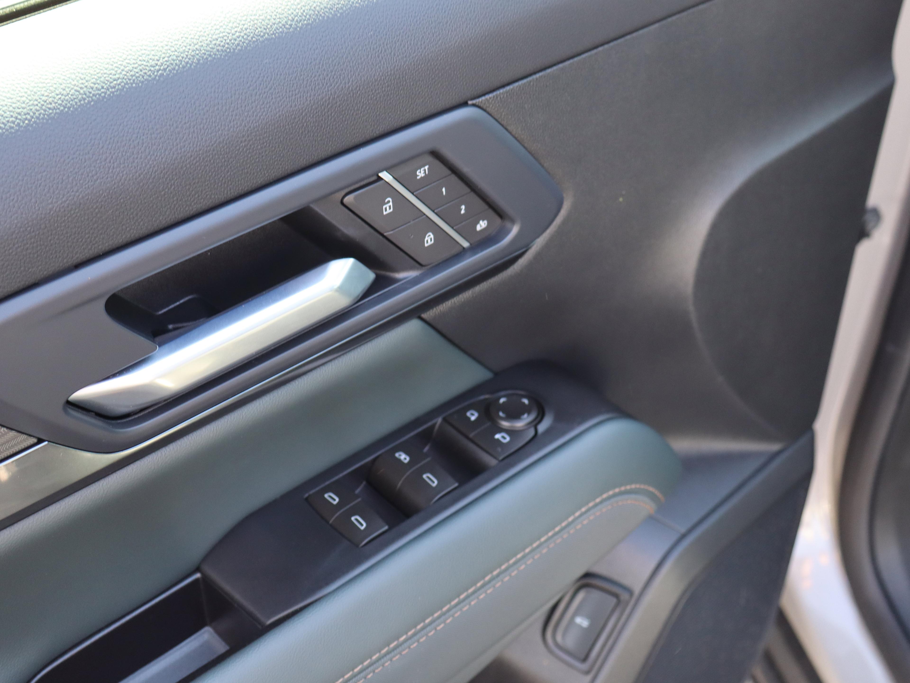 GMC Terrain At4 All Wheel Drive Suv - Thumbnail 18