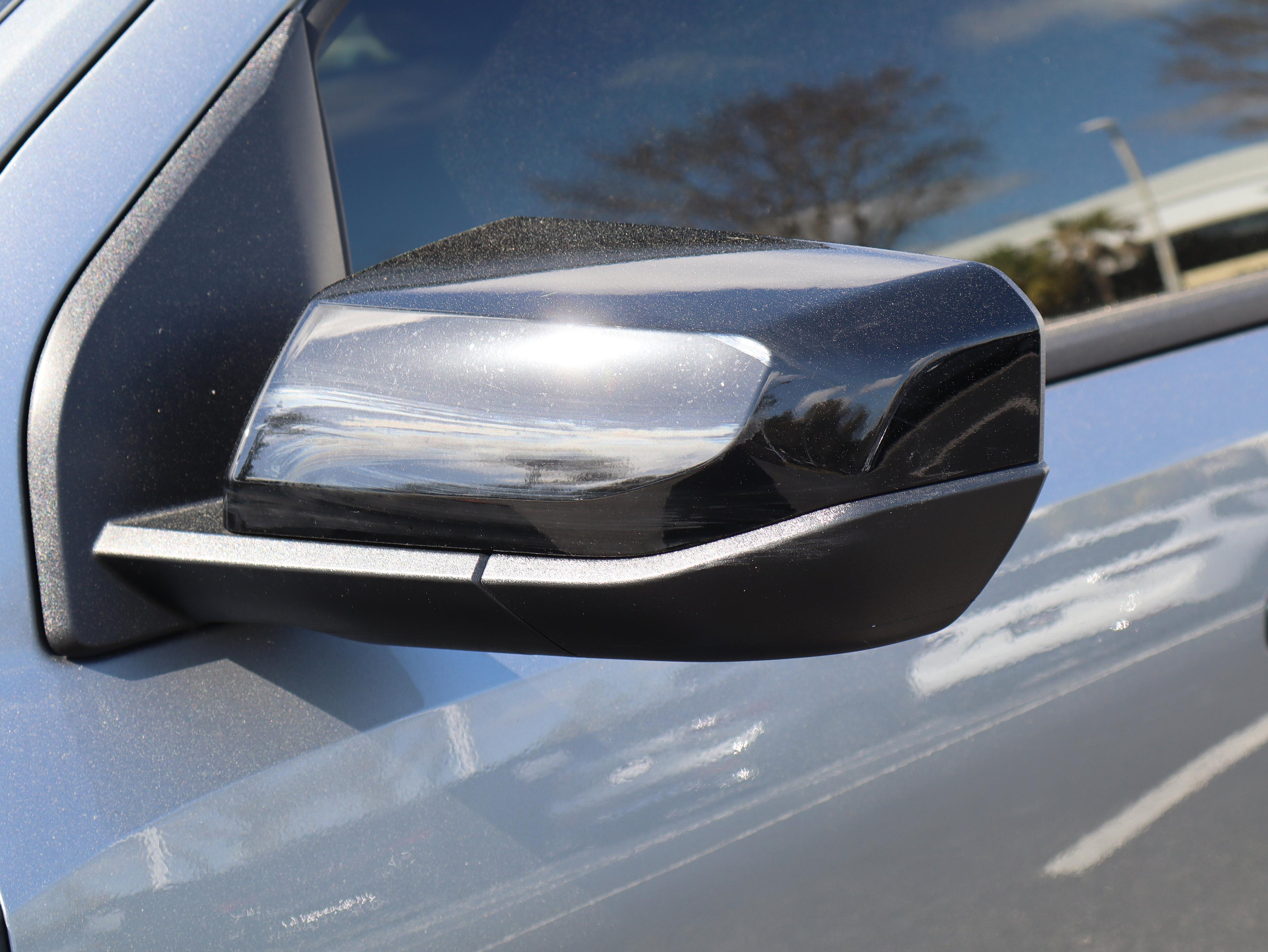 GMC Canyon Elevation Rear Wheel Drive Crew Cab - Thumbnail 14