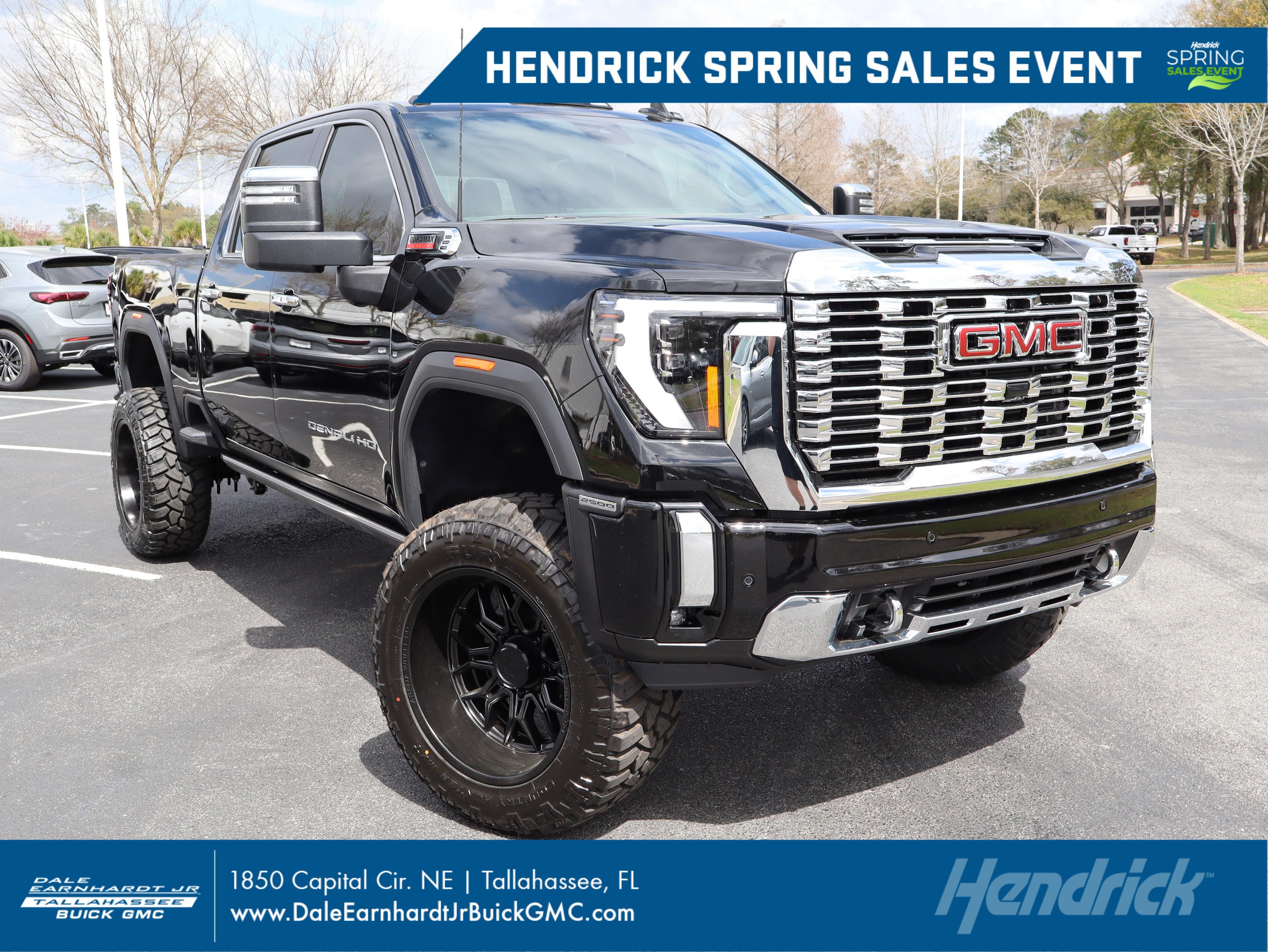 GMC Sierra 2500 Hd Denali Four Wheel Drive Crew Cab - View 1