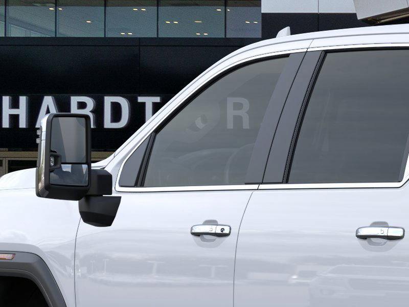 GMC Sierra 2500 Hd Denali Four Wheel Drive Crew Cab - Thumbnail 14