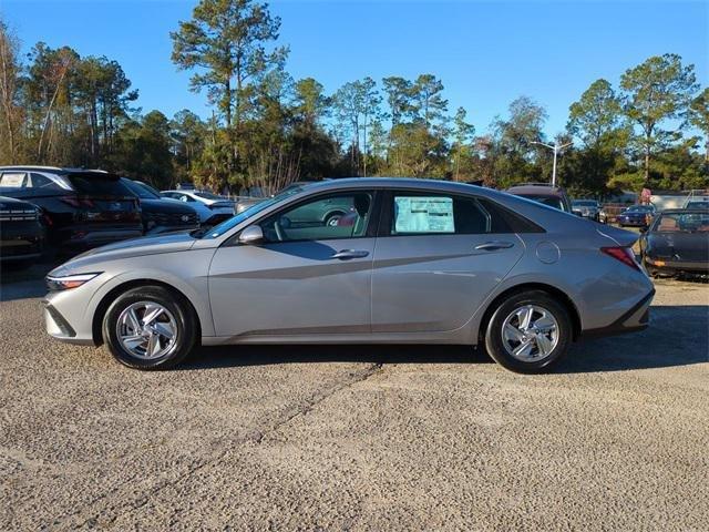 Hyundai Elantra Se Fwd 4D Sedan - Thumbnail 9