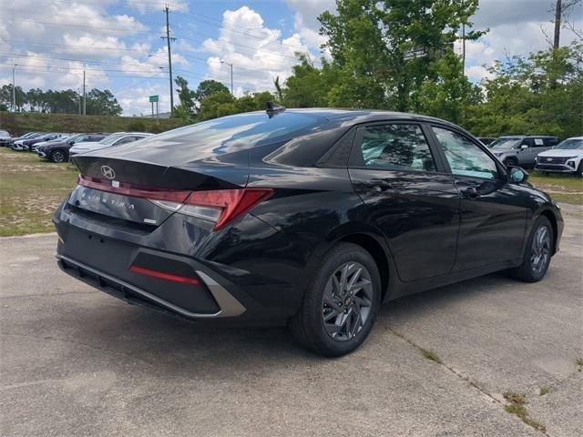 Hyundai Elantra Hybrid Blue Fwd 4D Sedan - Thumbnail 6