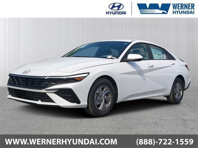 Hyundai Elantra Se Fwd 4D Sedan - View 1