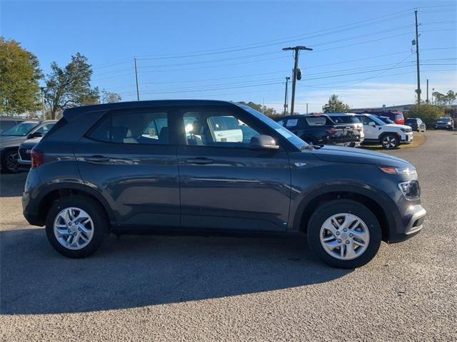 Hyundai Venue Se Fwd 4D Sport Utility - Thumbnail 5