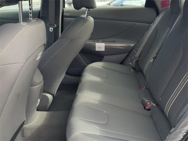 Hyundai Elantra Sel Sport Fwd 4D Sedan - Thumbnail 13