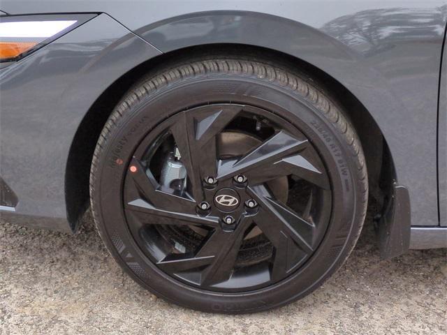 Hyundai Elantra Sel Sport Fwd 4D Sedan - Thumbnail 12