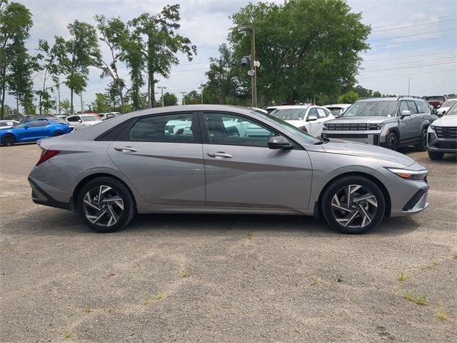 Hyundai Elantra Sel Sport Fwd 4D Sedan - Thumbnail 5