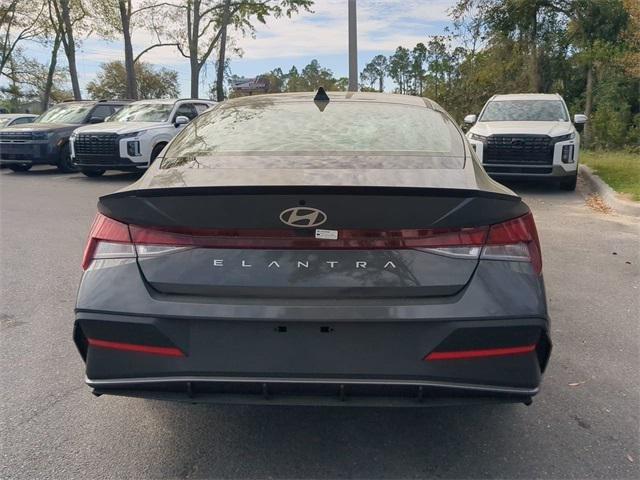 Hyundai Elantra Sel Sport Fwd 4D Sedan - Thumbnail 7