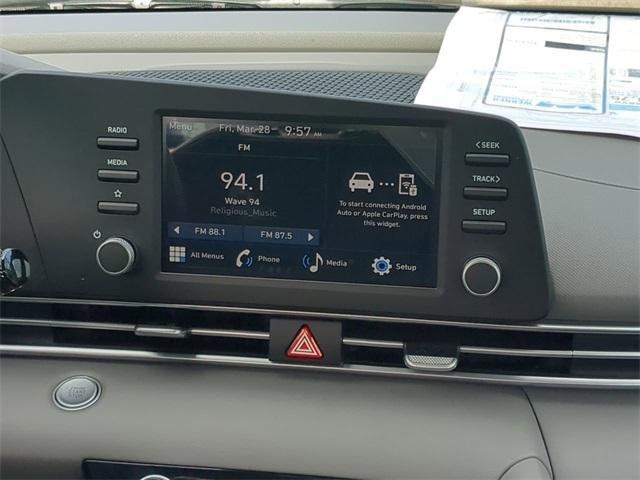 Hyundai Elantra Sel Sport Fwd 4D Sedan - Thumbnail 18