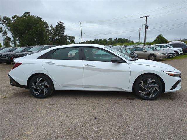 Hyundai Elantra Sel Sport Fwd 4D Sedan - Thumbnail 5