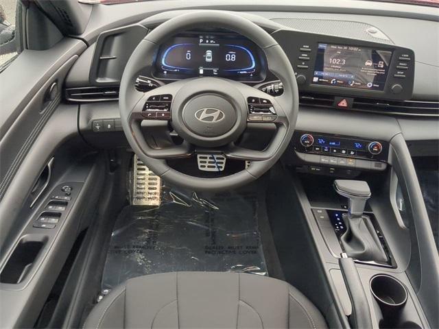 Hyundai Elantra Sel Sport Fwd 4D Sedan - Thumbnail 16