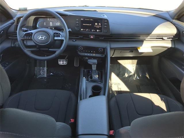 Hyundai Elantra Sel Sport Fwd 4D Sedan - Thumbnail 15