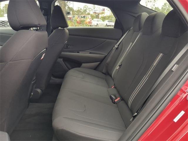 Hyundai Elantra Sel Sport Fwd 4D Sedan - Thumbnail 14