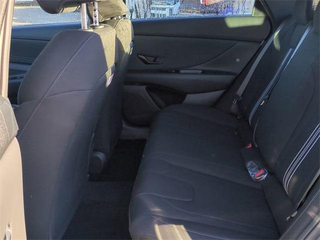 Hyundai Elantra Sel Sport Fwd 4D Sedan - Thumbnail 14