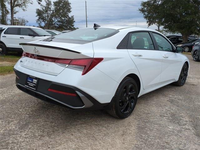 Hyundai Elantra Sel Sport Fwd 4D Sedan - Thumbnail 6