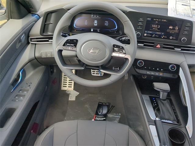 Hyundai Elantra Sel Sport Fwd 4D Sedan - Thumbnail 16