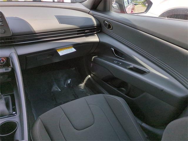 Hyundai Elantra Sel Sport Fwd 4D Sedan - Thumbnail 17