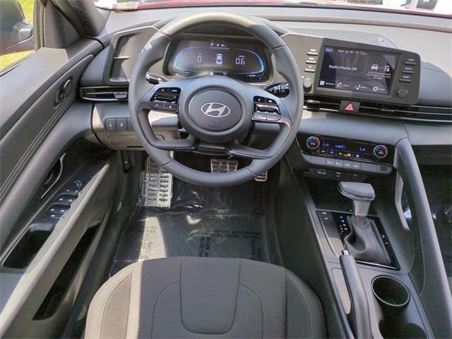 Hyundai Elantra Sel Sport Fwd 4D Sedan - Thumbnail 16