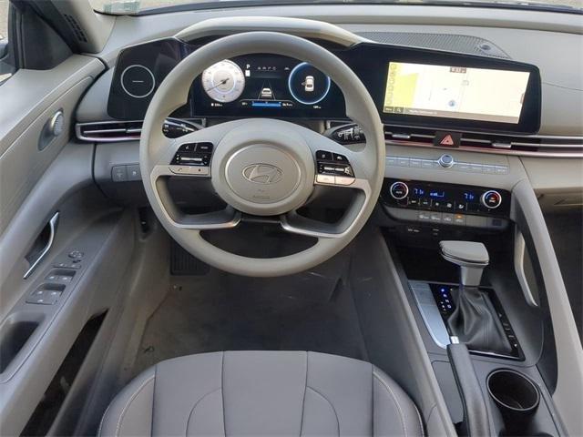 Hyundai Elantra Sel Sport Fwd 4D Sedan - Thumbnail 15