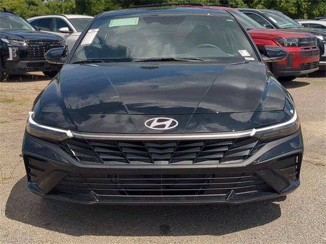 Hyundai Elantra Hybrid Sel Sport Fwd 4D Sedan - Thumbnail 10