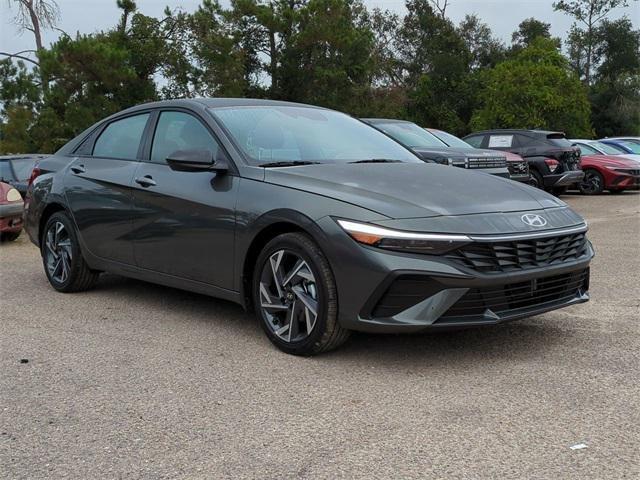 Hyundai Elantra Hybrid Sel Sport Fwd 4D Sedan - Thumbnail 4