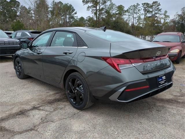 Hyundai Elantra Sel Sport Premium Fwd 4D Sedan - Thumbnail 8