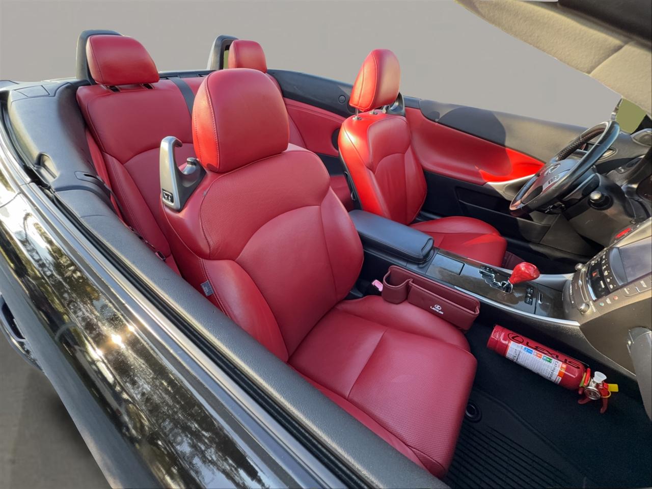 Lexus Is C250 - Thumbnail 3