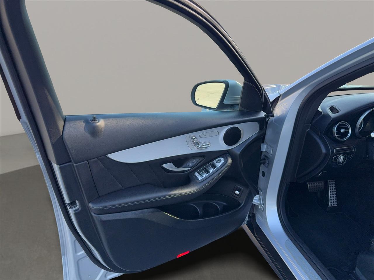 Mercedes-Benz Glc-Classglc300 - Thumbnail 18