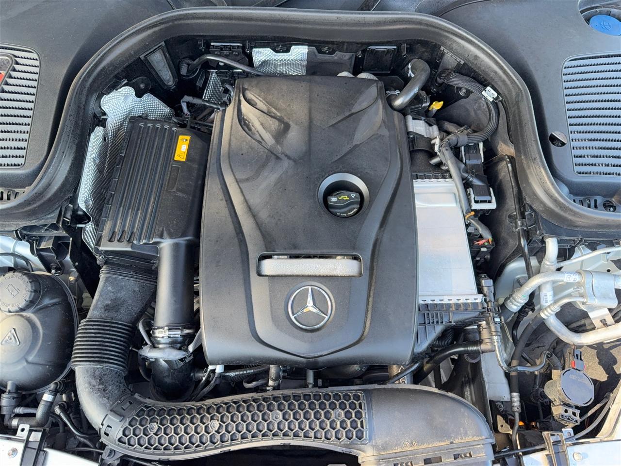 Mercedes-Benz Glc-Classglc300 - Thumbnail 17