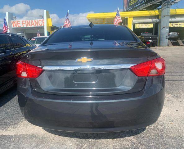 Chevrolet IMPALA - Thumbnail 4