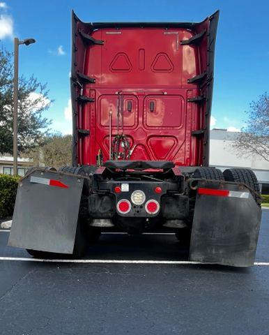 FREIGHTLINER CASCADIA - Thumbnail 5