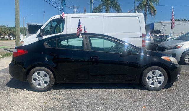 Kia FORTE - Thumbnail 2