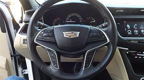 Cadillac Xt5 Luxury - View 1