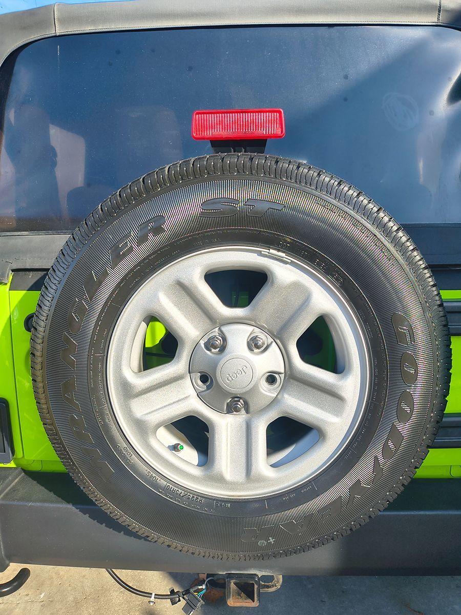 Jeep Wrangler Sport - View 1