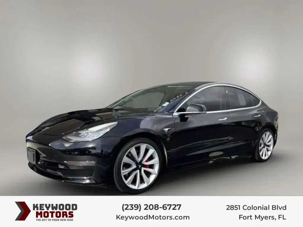 Tesla Model 3 Long Range Sedan 4D - View 1