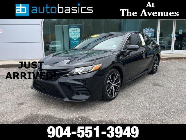 Toyota Camry - View 1