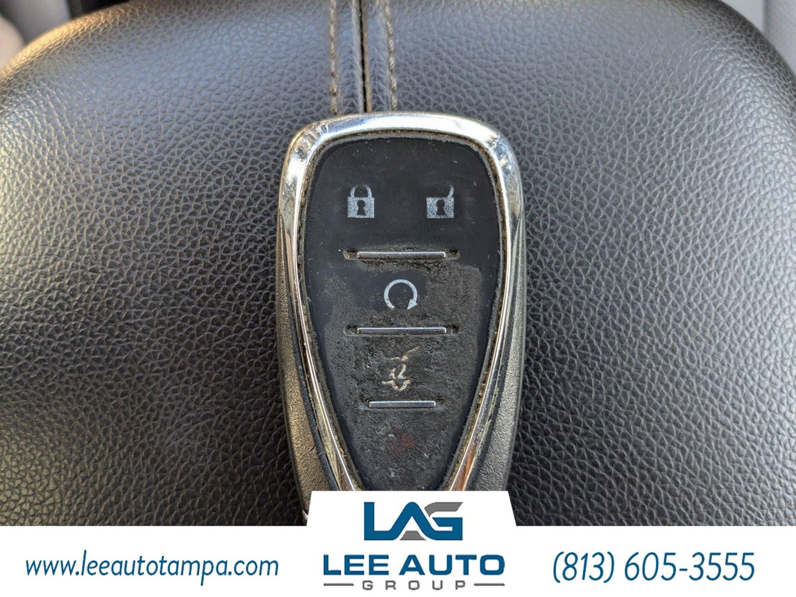 Chevrolet Equinox Premier - View 1