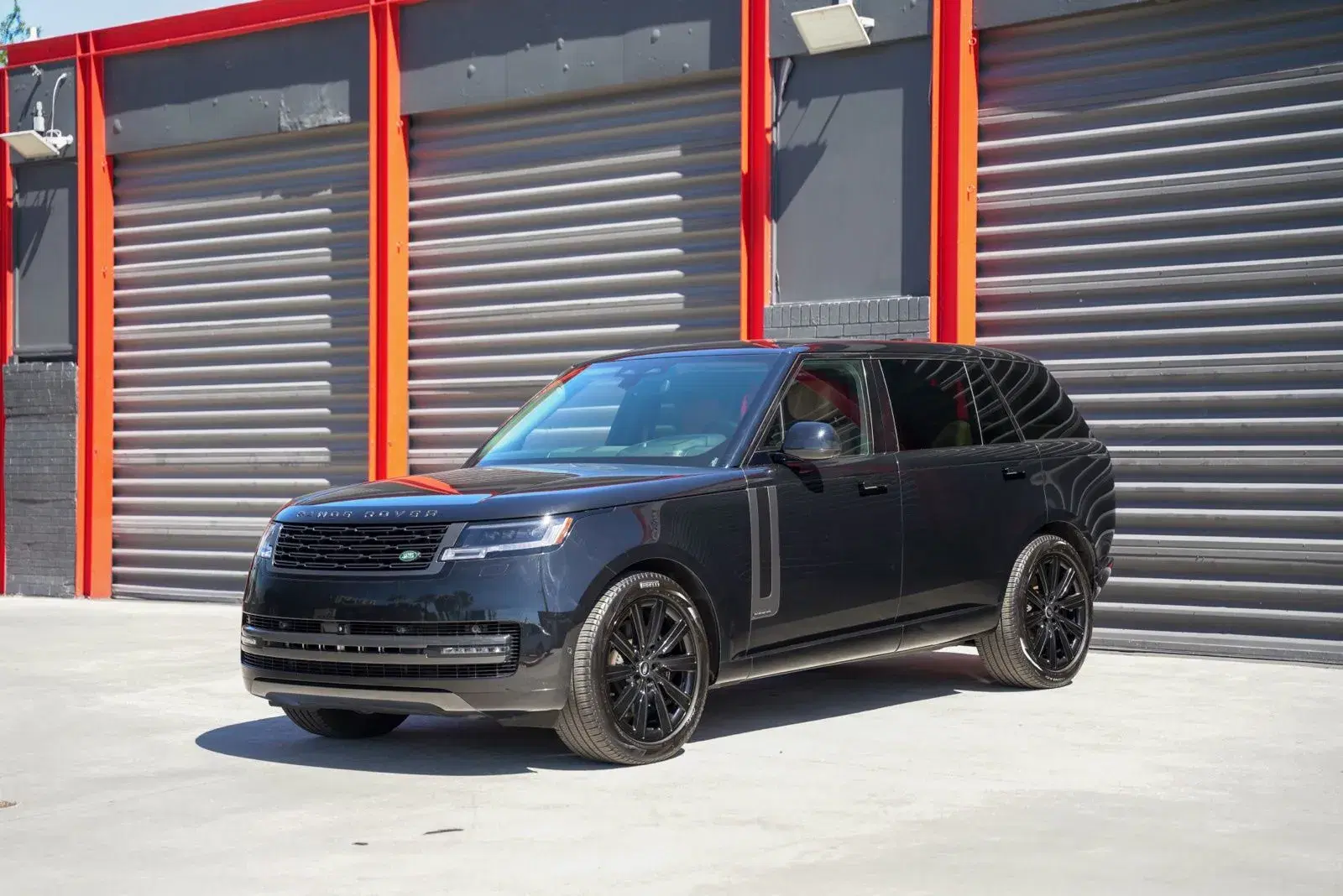 Land Rover Range Rover Autobiography - View 1